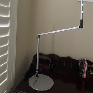 Koncept Z-Bar LED Desk Lamp.